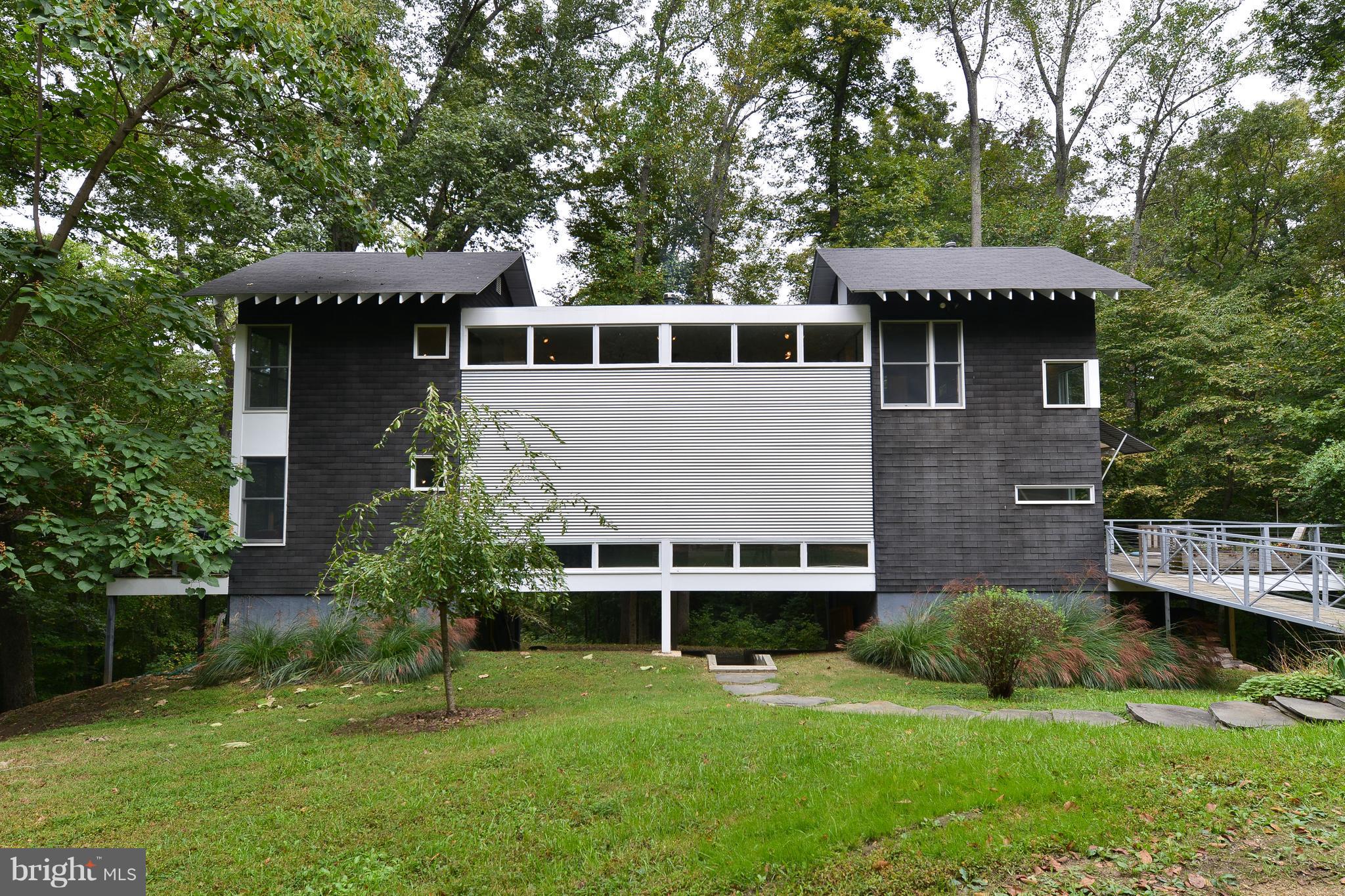 2711 Colonial Road Accokeek, MD 20607 - Photo 2 of 28 Exterior (Front)