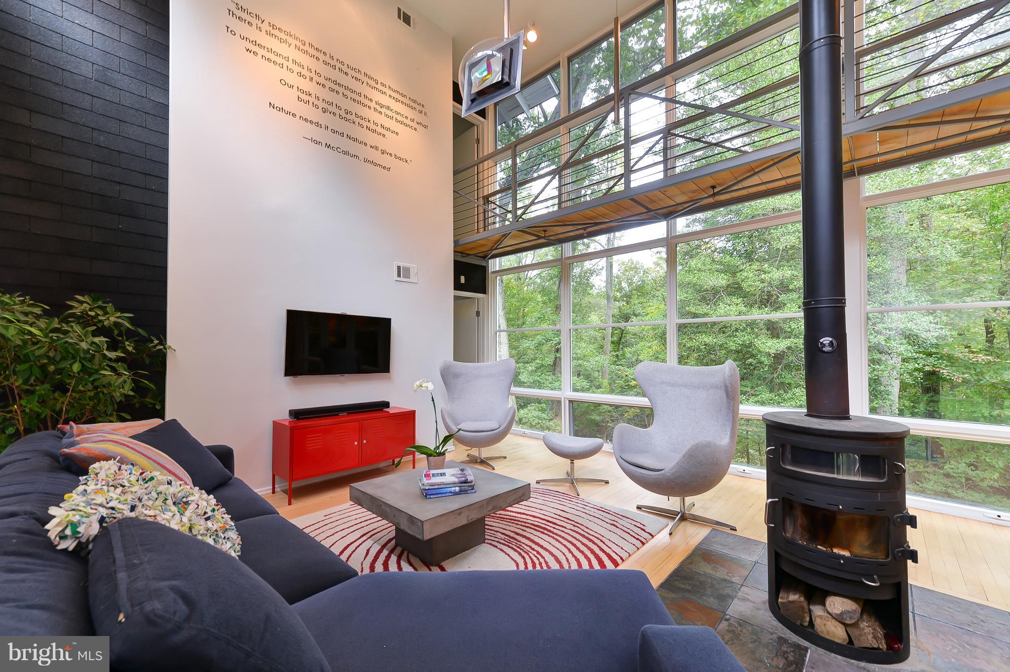 2711 Colonial Road Accokeek, MD 20607 - Photo 5 of 28 Family Room