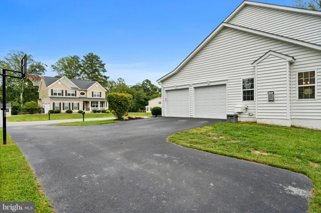 $657,500 | 965 Bruno Lane, Lusby, MD 20657