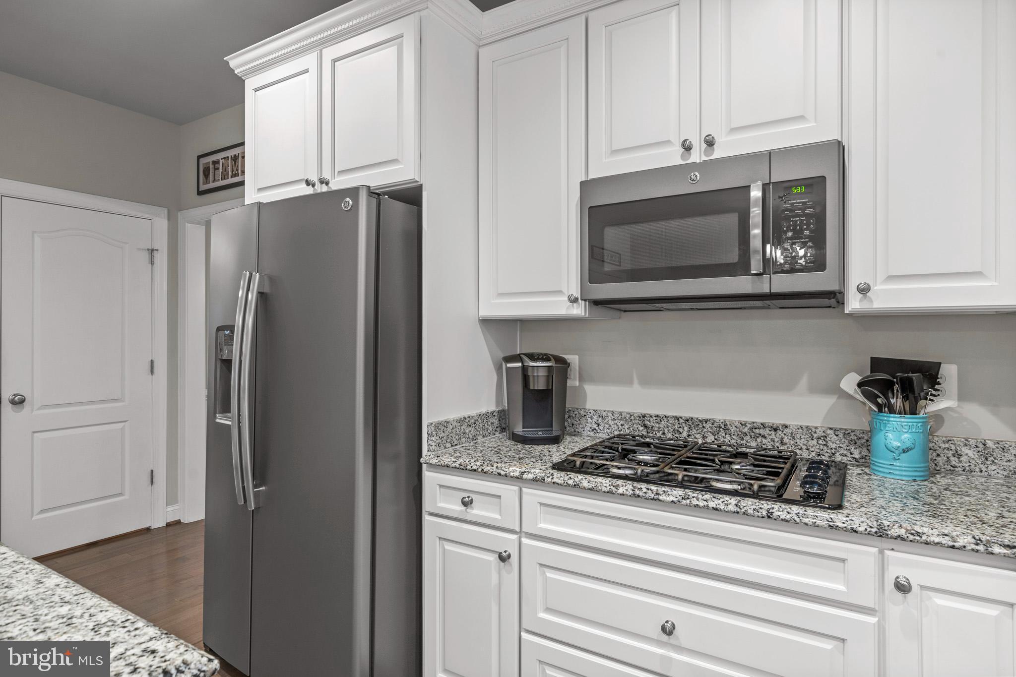 965 Bruno Lane Lusby, MD 20657 - Photo 52 of 85 Gas cooktop