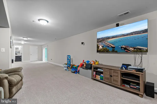 $657,500 | 965 Bruno Lane, Lusby, MD 20657