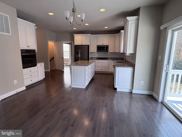 $657,500 | 965 Bruno Lane, Lusby, MD 20657