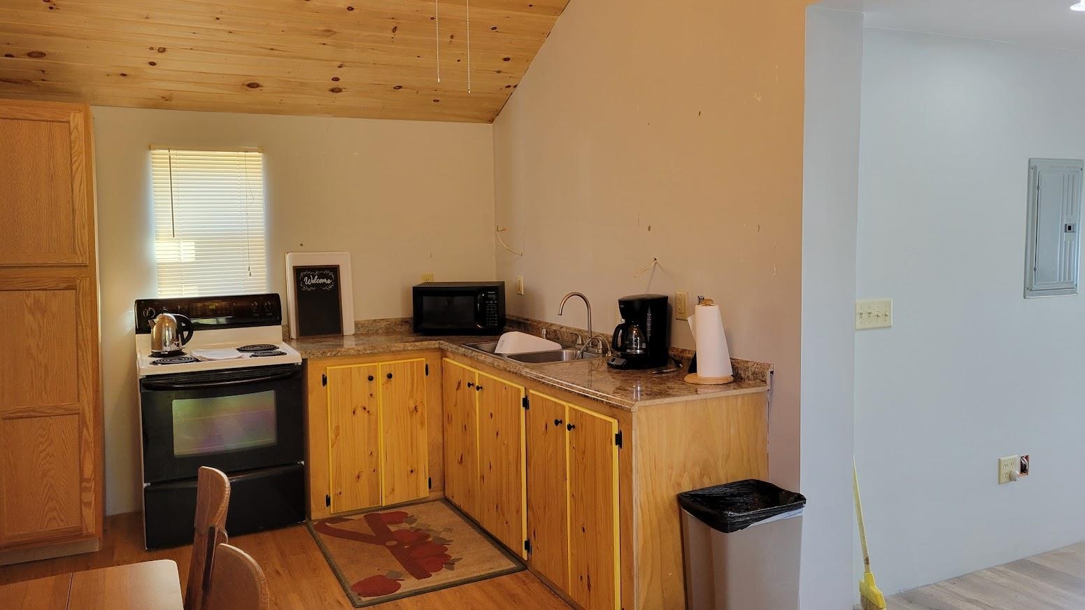 42 Varney Road Alton, NH 03809 - Photo 4 of 22