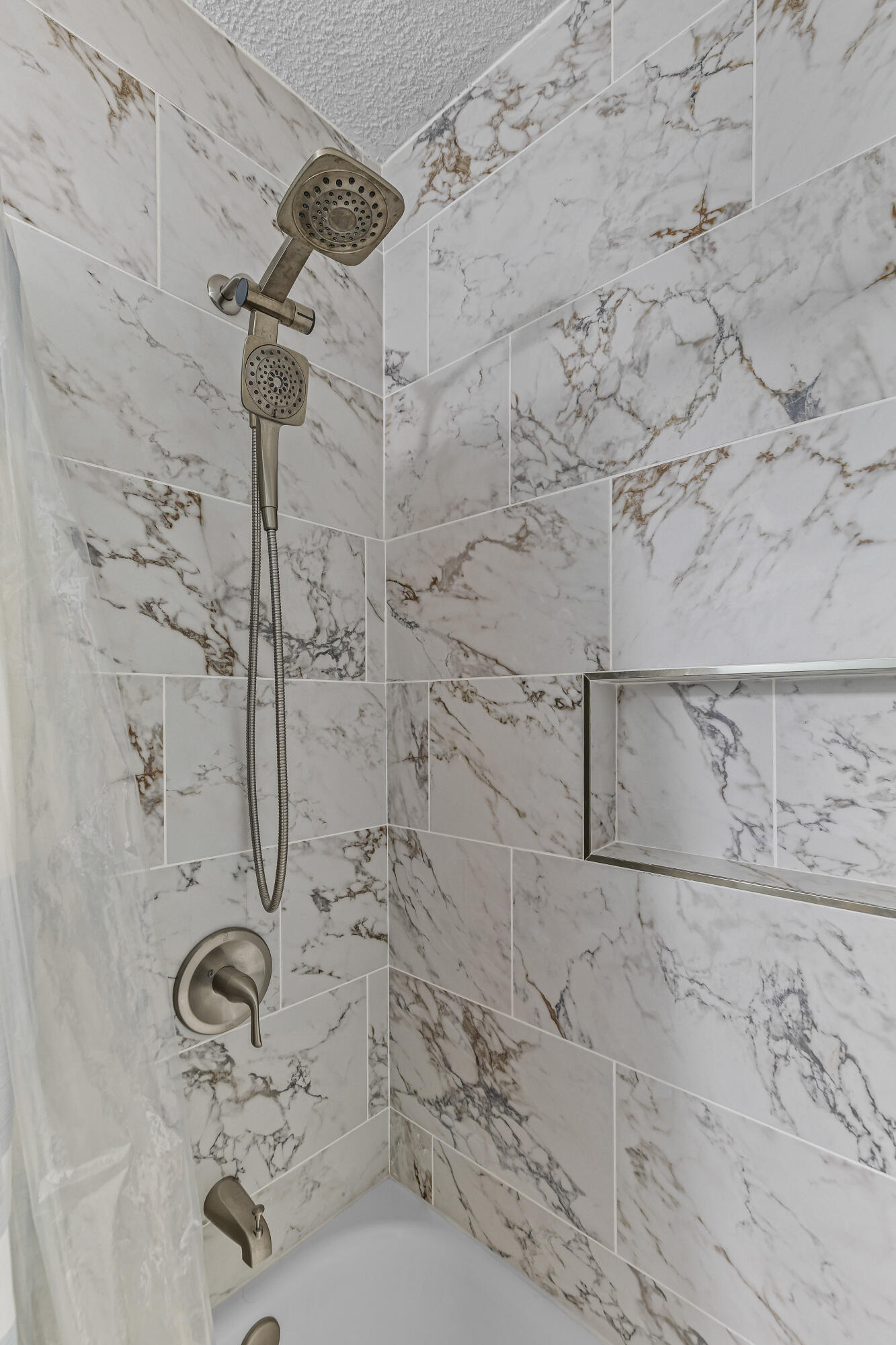 6240 April Pine Circle, Unit F North Charleston, SC 29406 - Photo 15 of 24 1G1A5963