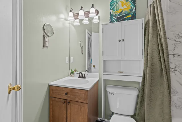 $179,850 | 6240 April Pine Circle, Unit F, North Charleston, SC 29406