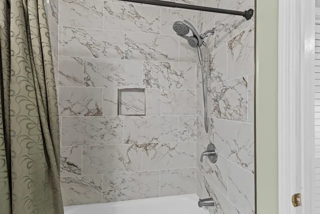 $179,850 | 6240 April Pine Circle, Unit F, North Charleston, SC 29406