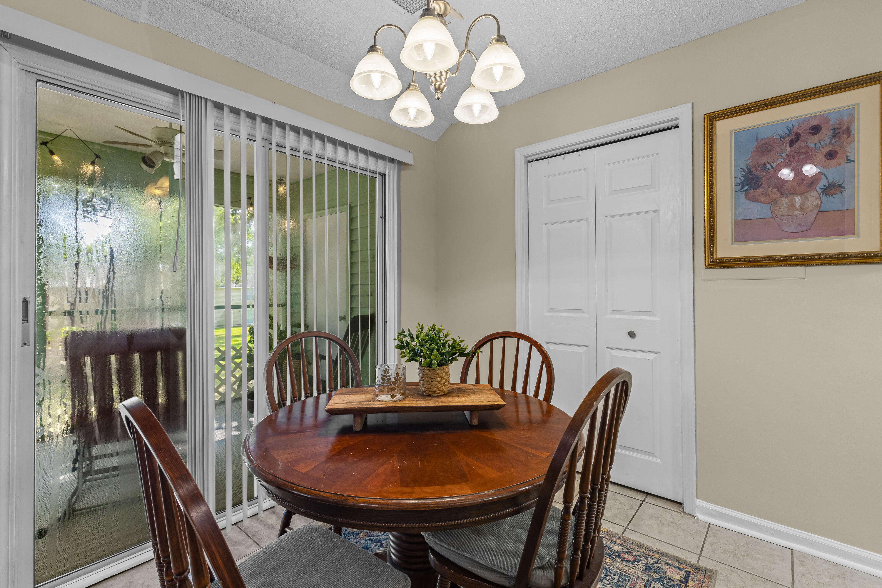 6240 April Pine Circle, Unit F North Charleston, SC 29406 - Photo 8 of 24 1G1A5973