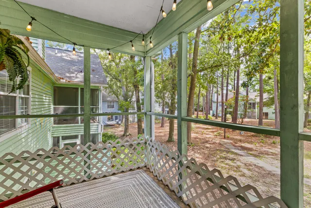 $179,850 | 6240 April Pine Circle, Unit F, North Charleston, SC 29406