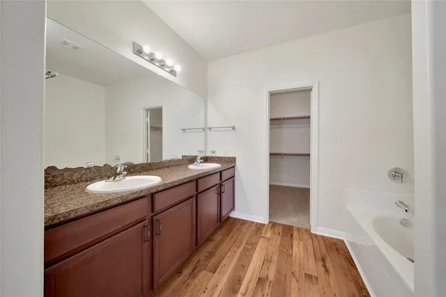 $2,200 | 305 Crooked Pine Court, Conroe, TX 77304