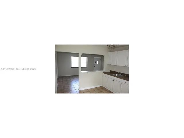 $2,400 | 102 Miami Gardens Road, West Park, FL 33023