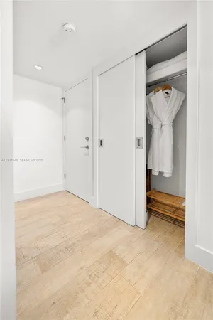 $27,500 | 102 24th Street, Unit 1207, Miami Beach, FL 33139
