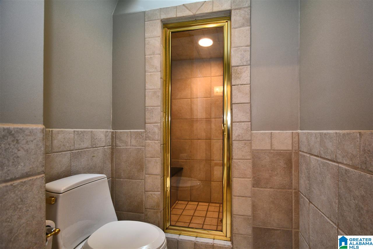 4217 Caldwell Mill Road Birmingham, AL 35243 - Photo 36 of 50