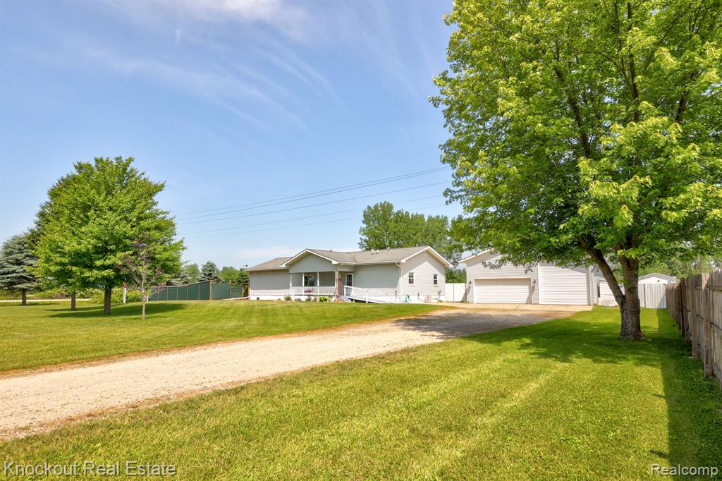 5490 Rupprecht Road Vassar, MI 48768 - Photo 3 of 57