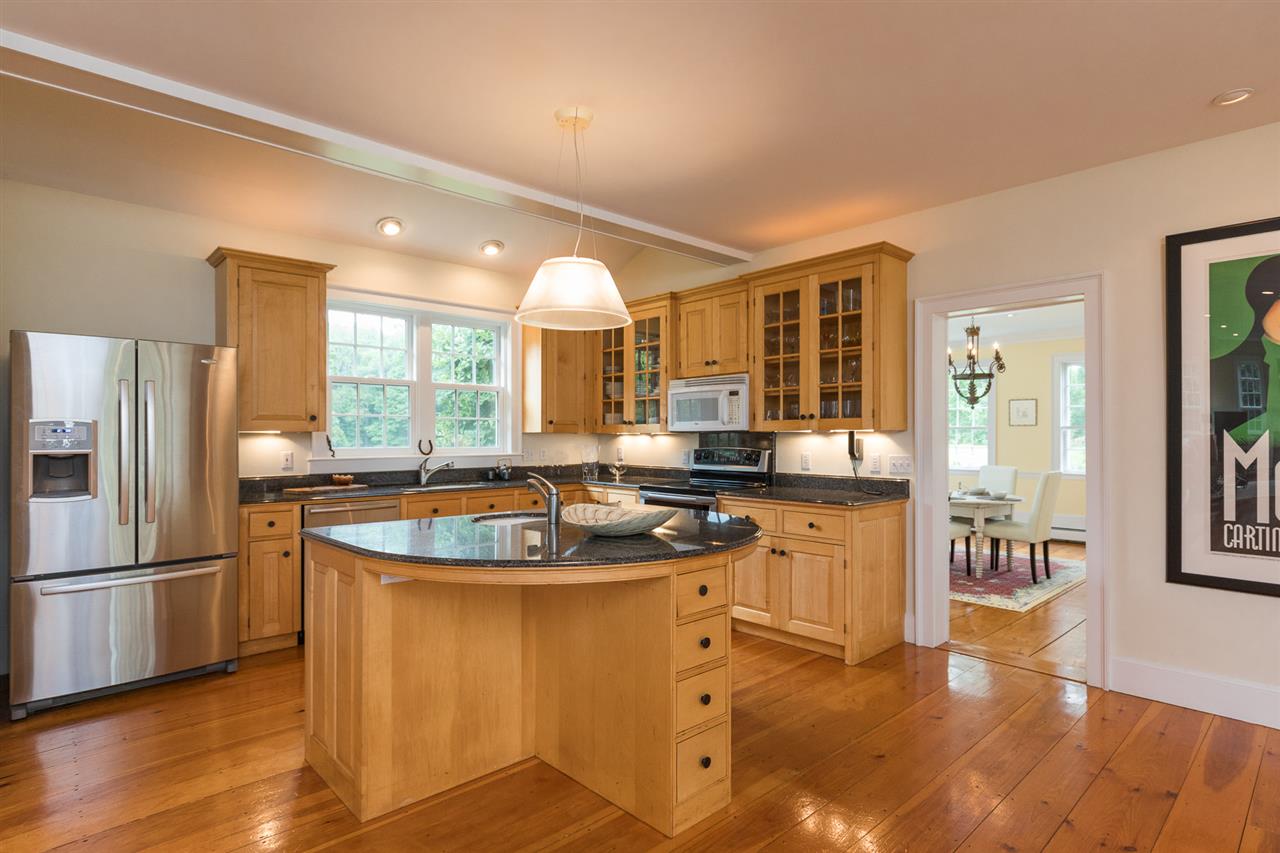 203 Kensington Road Hampton Falls, NH 03844 - Photo 8 of 40 Gallery Image 8