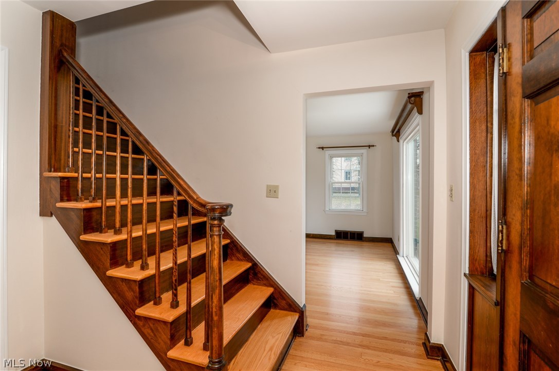 2625 Canton Road Akron, OH 44312 - Photo 19 of 35