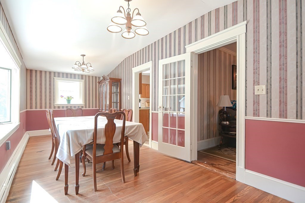 236 Walnut Street Reading, MA 01867 - Photo 14 of 30