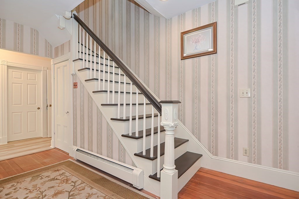 236 Walnut Street Reading, MA 01867 - Photo 20 of 30