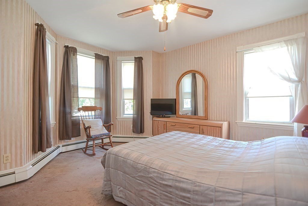 236 Walnut Street Reading, MA 01867 - Photo 23 of 30