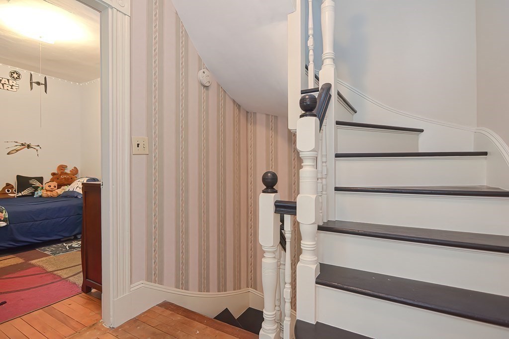 236 Walnut Street Reading, MA 01867 - Photo 28 of 30