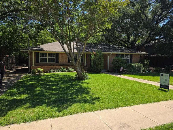 $3,100 | 5110 Rexton Lane, Dallas, TX 75214