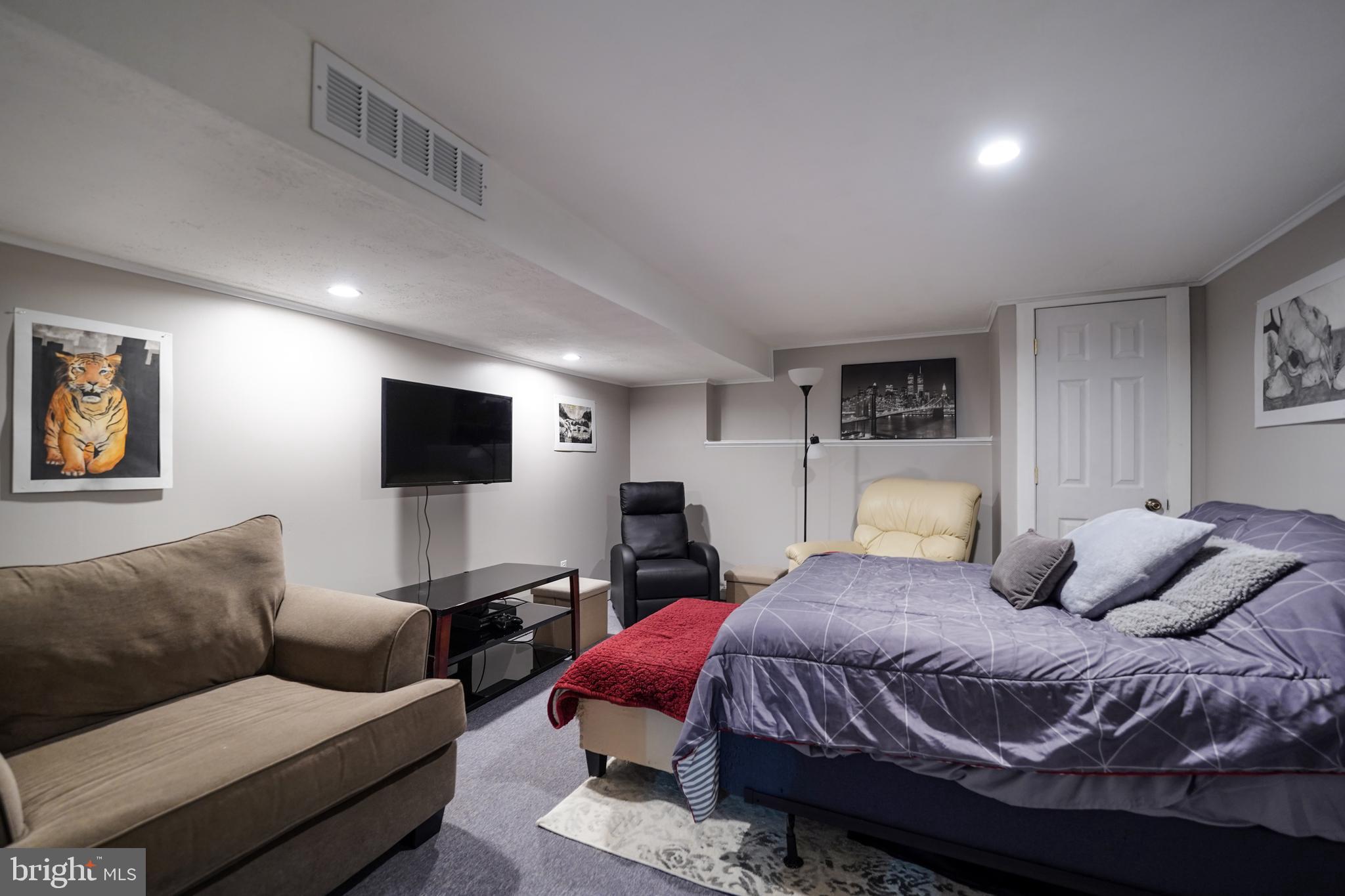 7 Zelley Avenue Hamilton, NJ 08620 - Photo 23 of 34