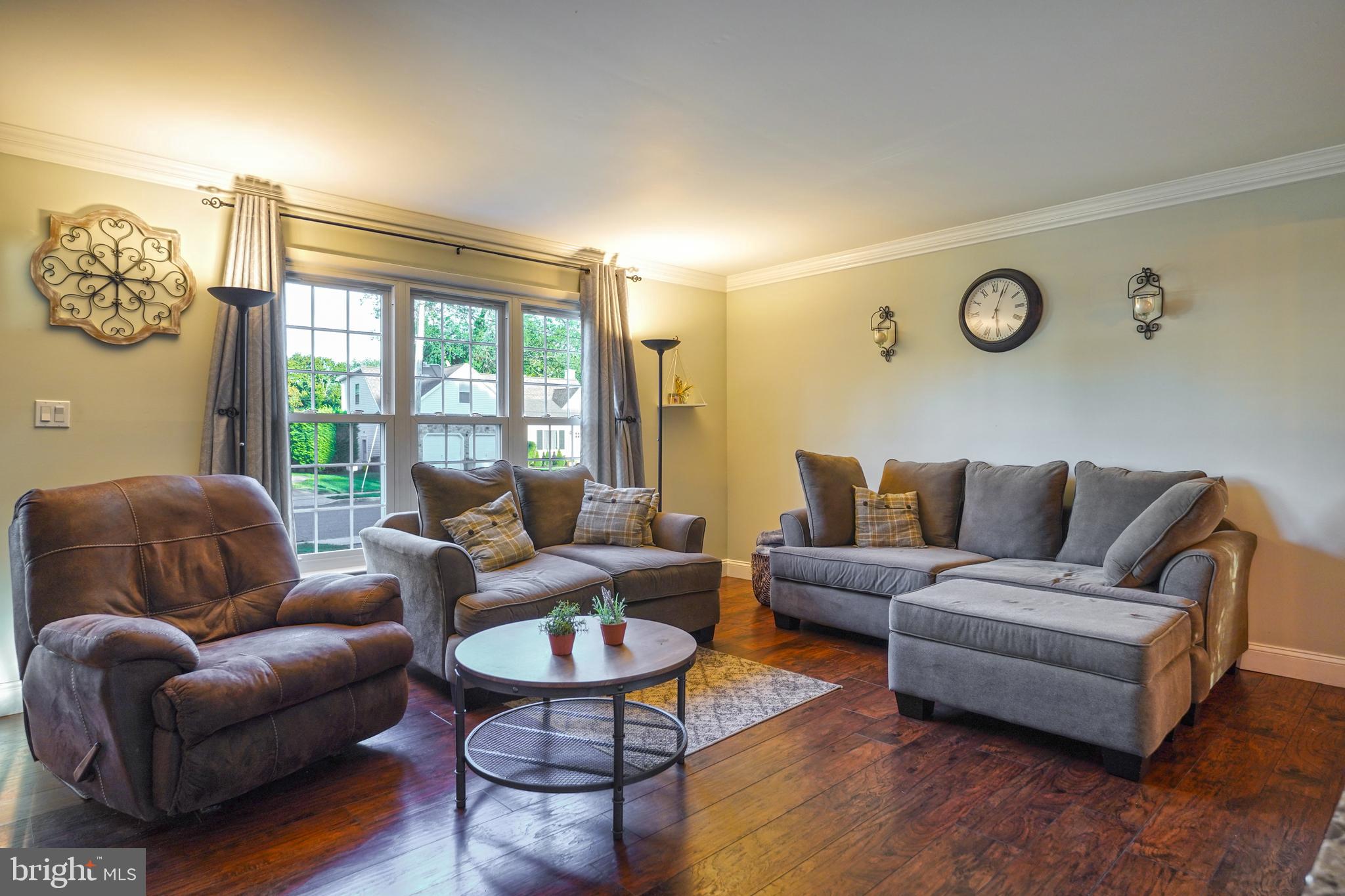 7 Zelley Avenue Hamilton, NJ 08620 - Photo 3 of 34