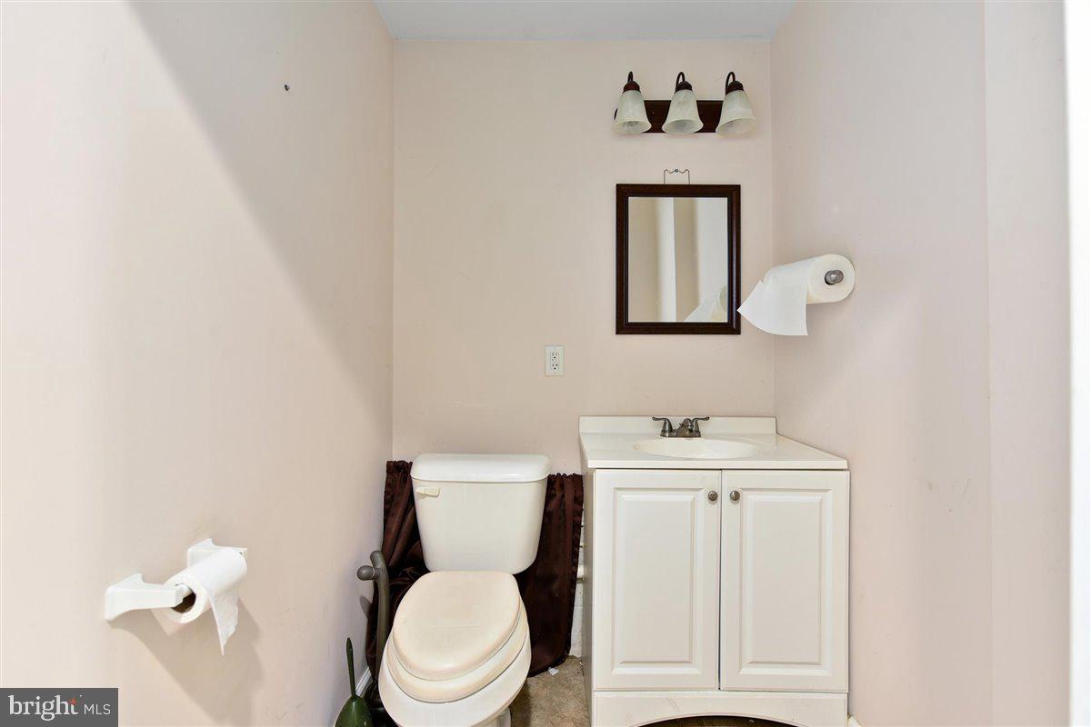 11833 Grays Corner Road Berlin, MD 21811 - Photo 18 of 36