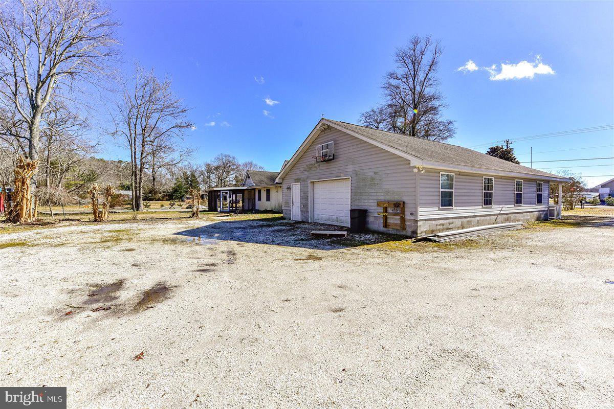 11833 Grays Corner Road Berlin, MD 21811 - Photo 5 of 36