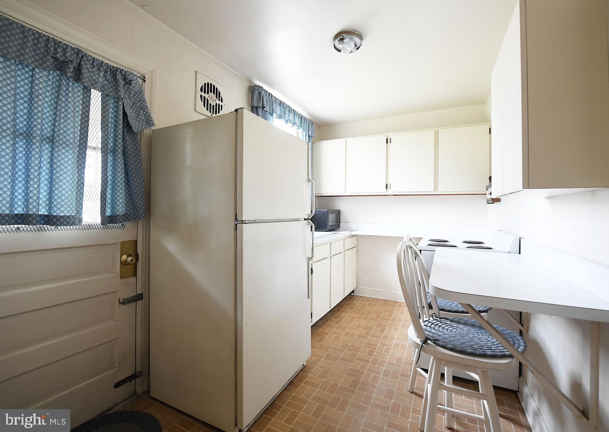 4 Northship Road Baltimore, MD 21222 - Photo 13 of 35