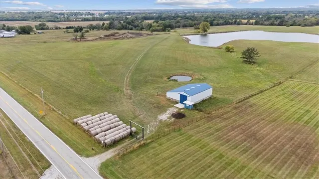 $1,300,000 | 23700 South State Route East, Pleasant Hill, MO 64080