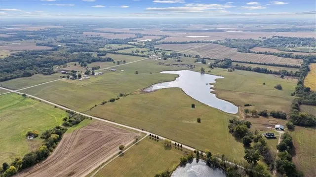 $1,300,000 | 23700 South State Route East, Pleasant Hill, MO 64080