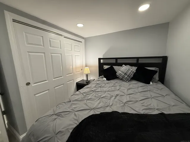 $1,850 | 465 James Farm Road, Stratford, CT 06614