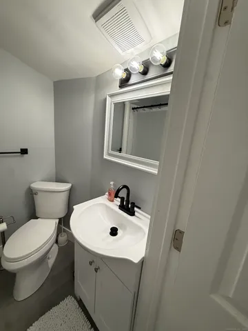 $1,850 | 465 James Farm Road, Stratford, CT 06614