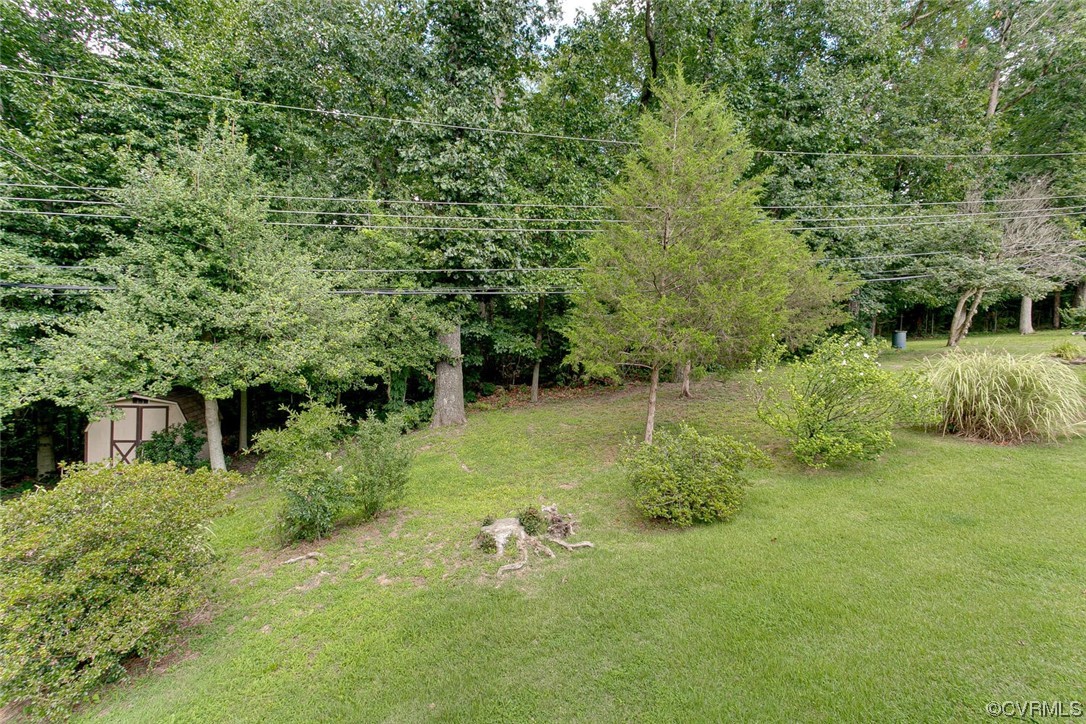 2125 Briarcliff Road Richmond, VA 23225 - Photo 4 of 27 View of yard with a shed