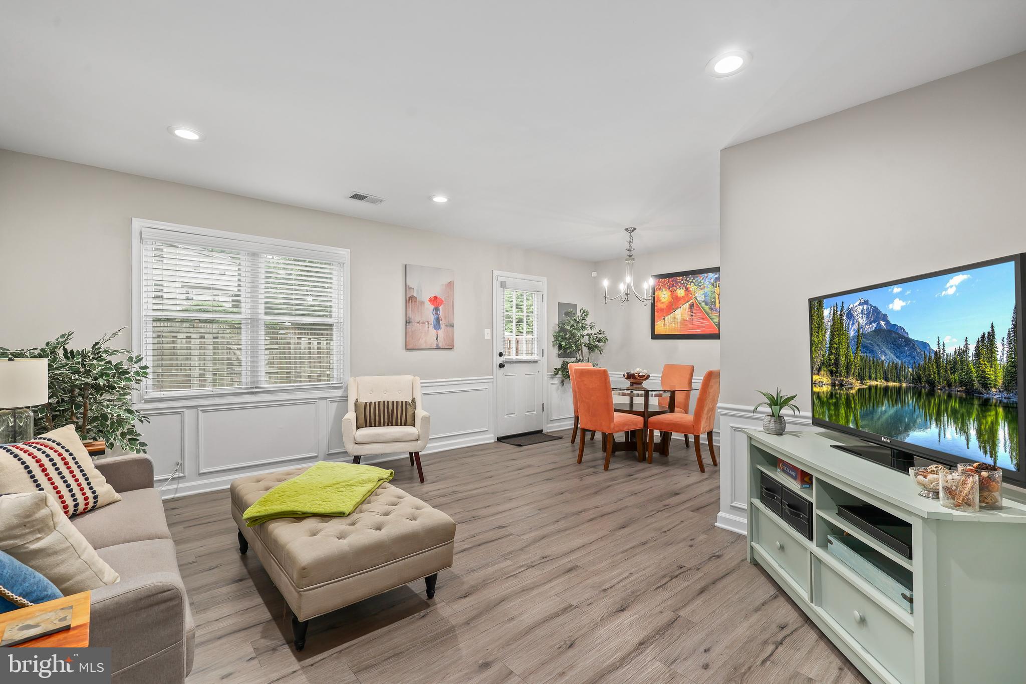 6426 Silver Ridge Circle Alexandria, VA 22315 - Photo 10 of 26
