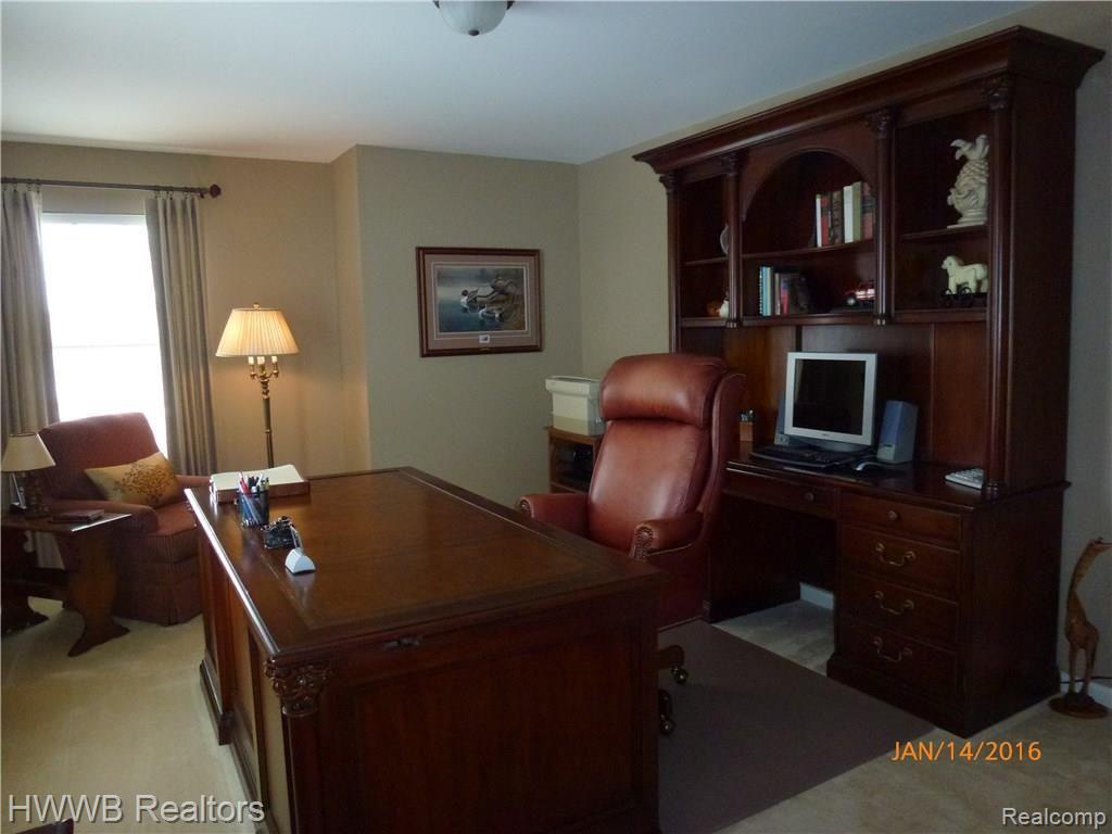 3709 Windingbrook Circle, Unit 85 Rochester Hills, MI 48309 - Photo 32 of 39