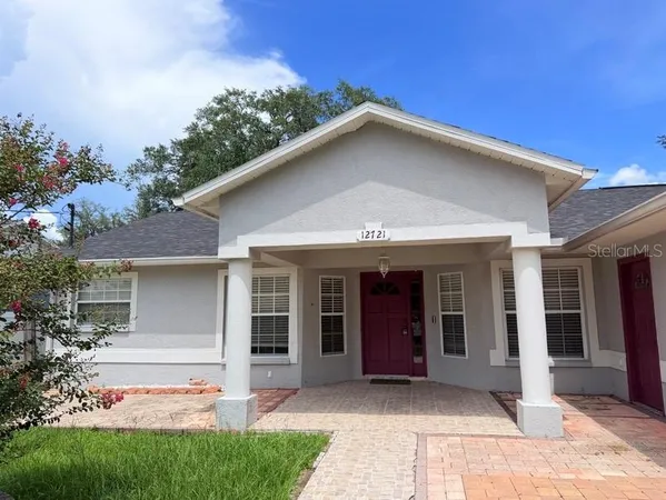 $2,500 | 12721 North Ola Avenue, Tampa, FL 33612