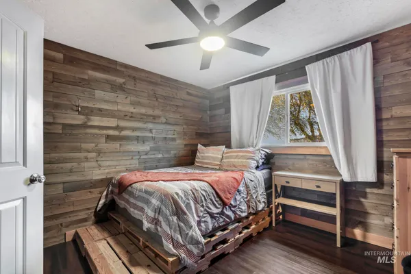 $575,000 | 1084 East 300th Street North, Declo, ID 83323