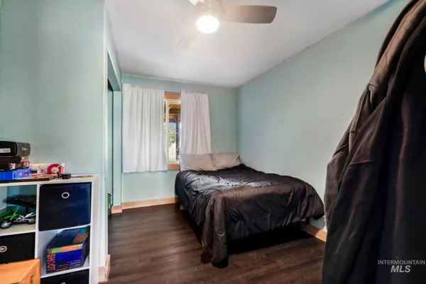 $575,000 | 1084 East 300th Street North, Declo, ID 83323