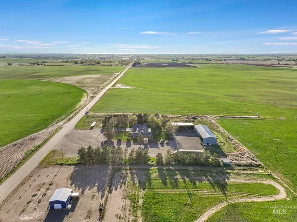 $575,000 | 1084 East 300th Street North, Declo, ID 83323