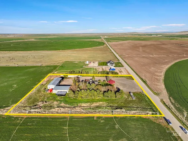 $575,000 | 1084 East 300th Street North, Declo, ID 83323