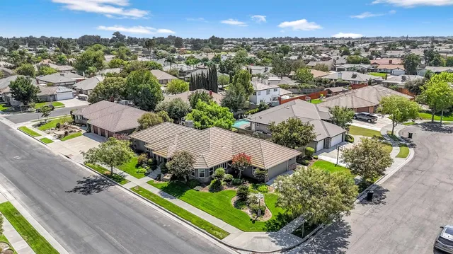 $495,000 | 1405 Lincoln Lane, Lemoore, CA 93245