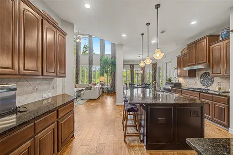 $900,000 | 83 Wyndehaven Lakes Drive, Katy, TX 77494