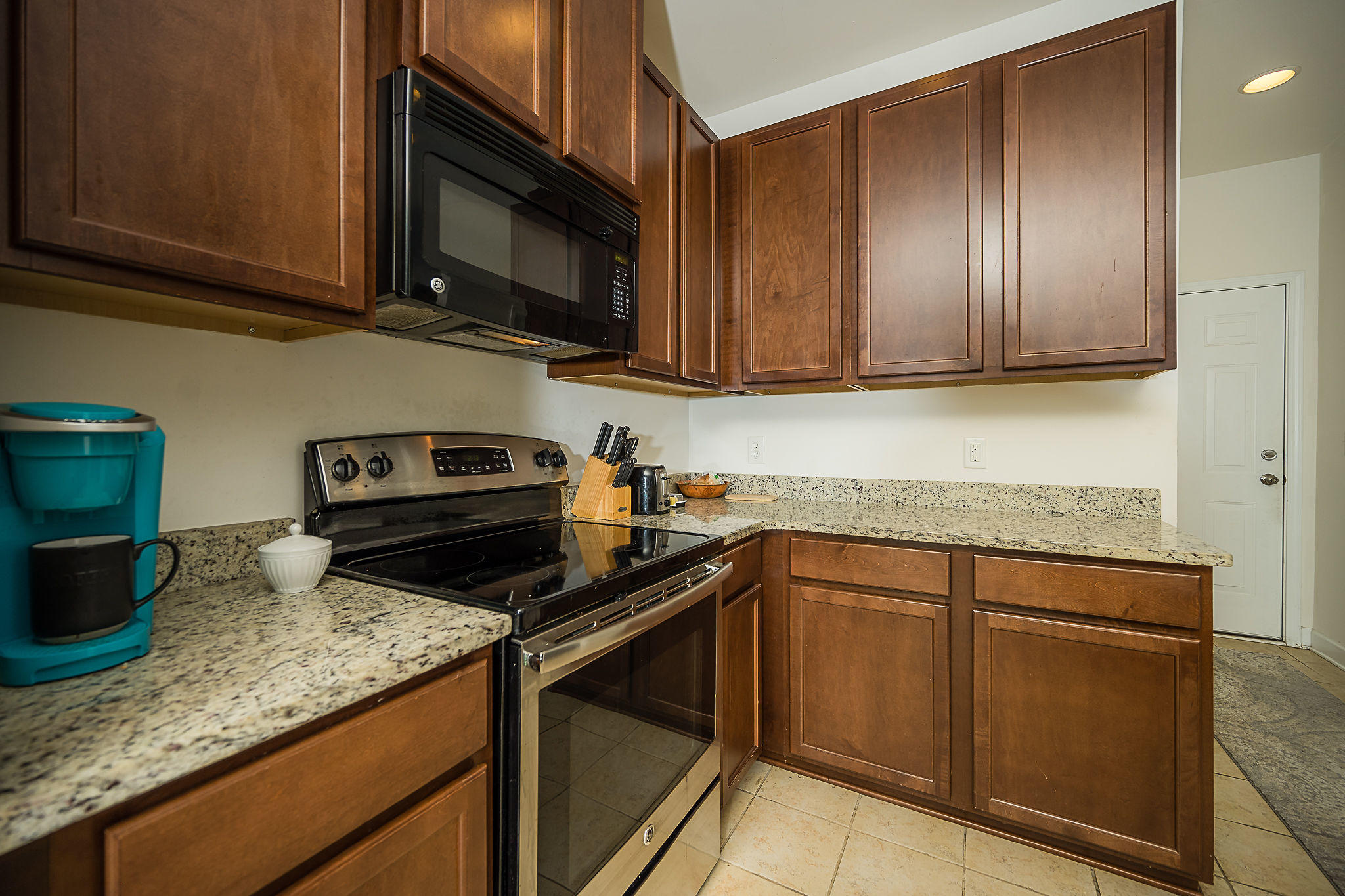 233 Overcup Loop Summerville, SC 29486 - Photo 10 of 56 Granite