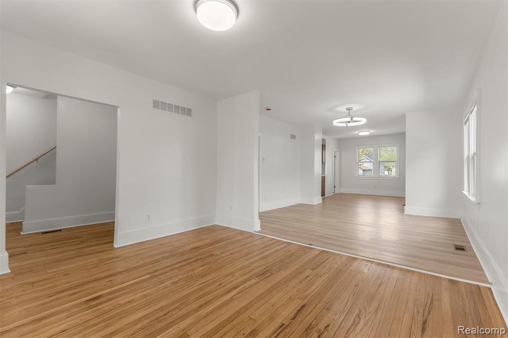 63 Stoner Street River Rouge, MI 48218 - Photo 10 of 39