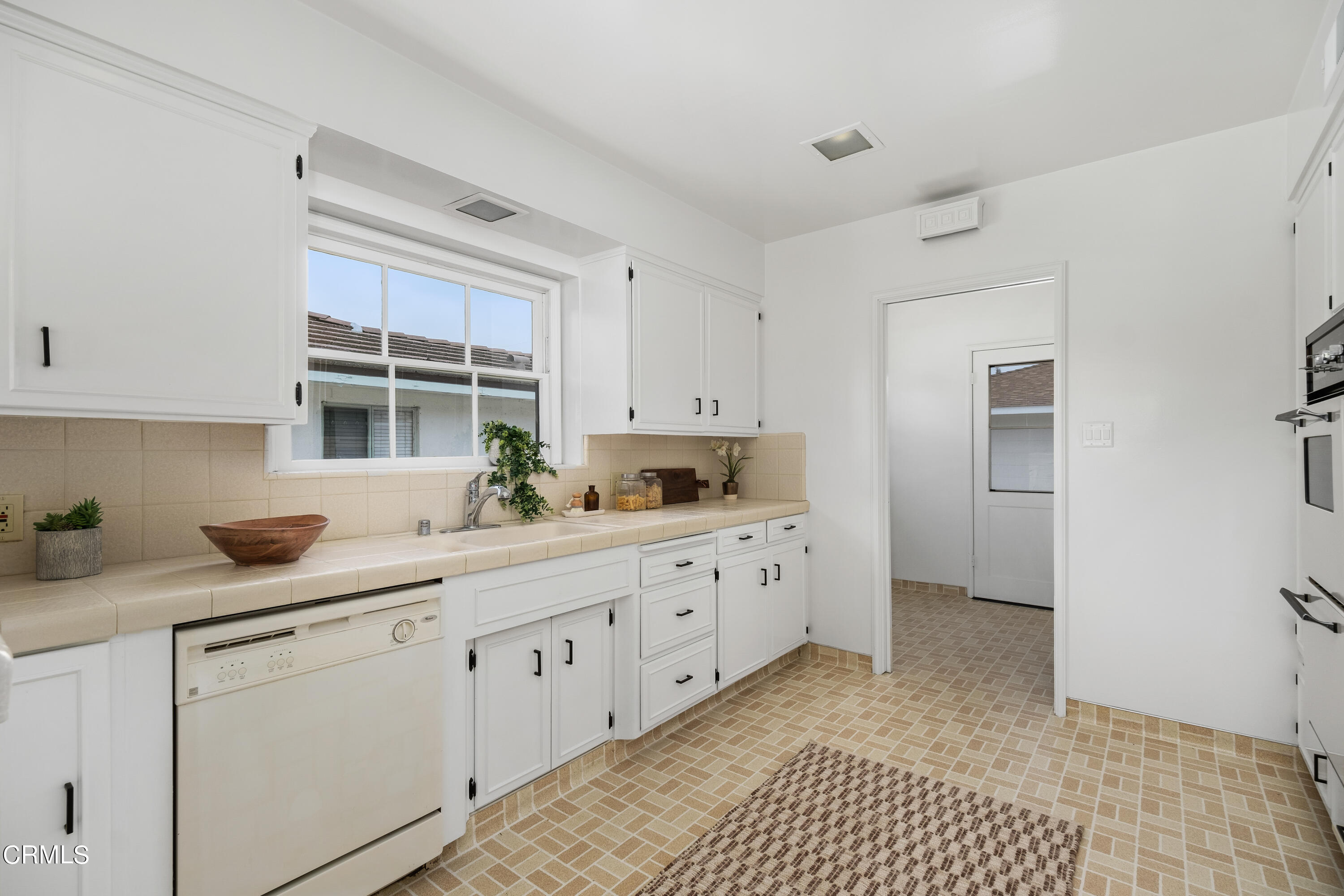 6589 North Provence Road San Gabriel, CA 91775 - Photo 14 of 40 6589 Provence Rd
