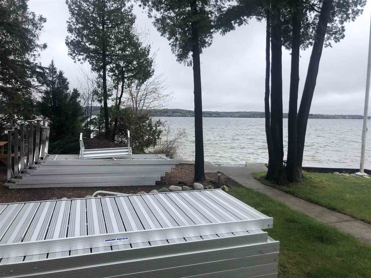 6941 East Birch Point Road Traverse City, MI 49684 - Photo 4 of 8 1887115-3.JPG