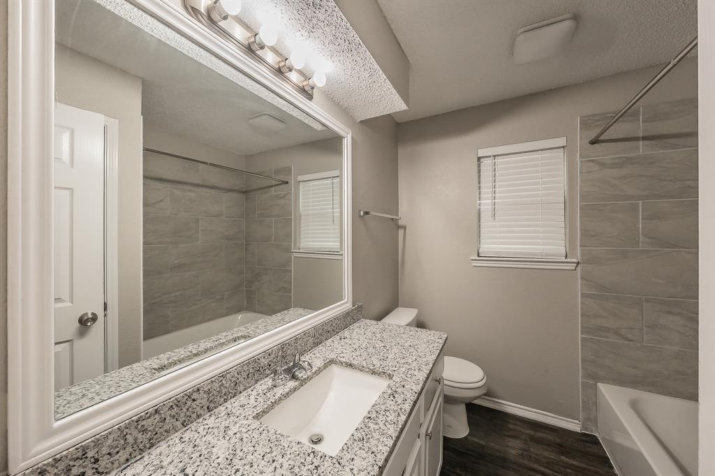 912 Red Oak Street Azle, TX 76020 - Photo 16 of 40