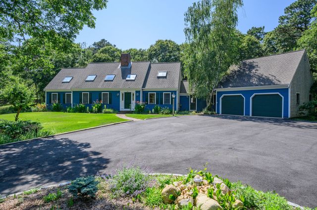$1,475,000 | 381 Old Jail Lane, Barnstable, MA 02630