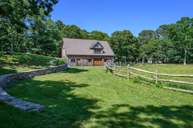 $1,475,000 | 381 Old Jail Lane, Barnstable, MA 02630
